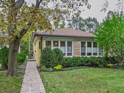 1425 Brummel St, Evanston, IL, 60202