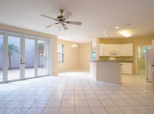 15810 NW 10th St, Pembroke Pines, FL 33028