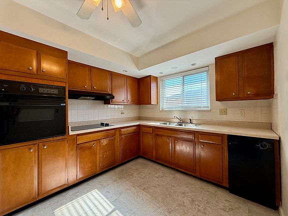 2nd image of 4205-4261 Fatima Dr #4