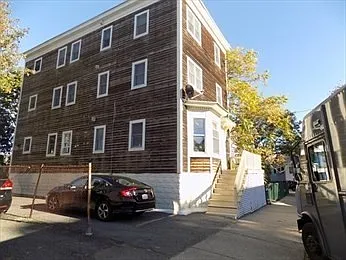14 Dana St #3