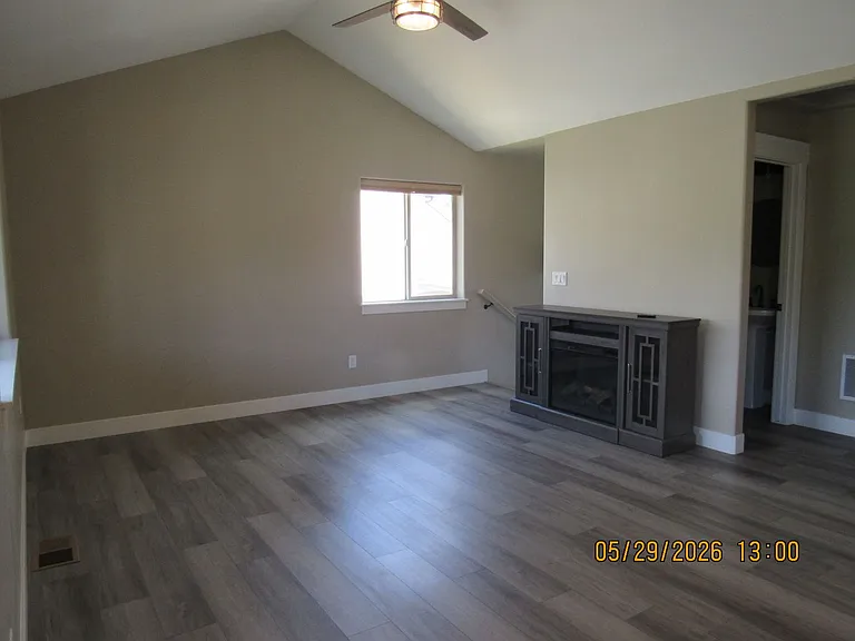 157 Willow Cir — Photo 4