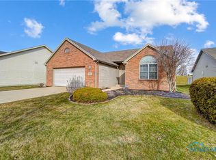 10922 Waterview Dr, Perrysburg, OH 43551