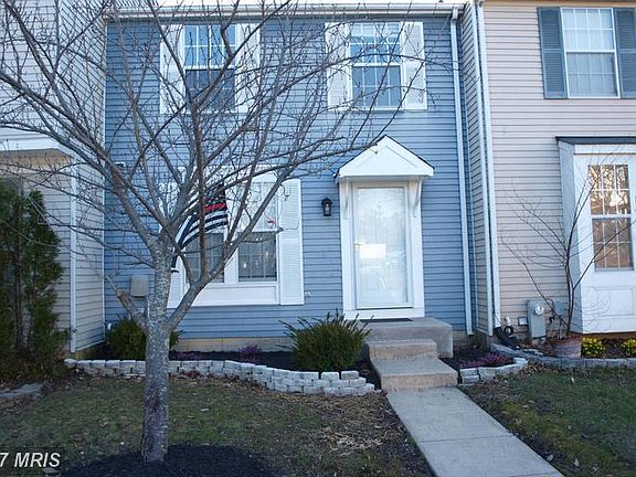 3rd image of 1441 Tarragon Ct