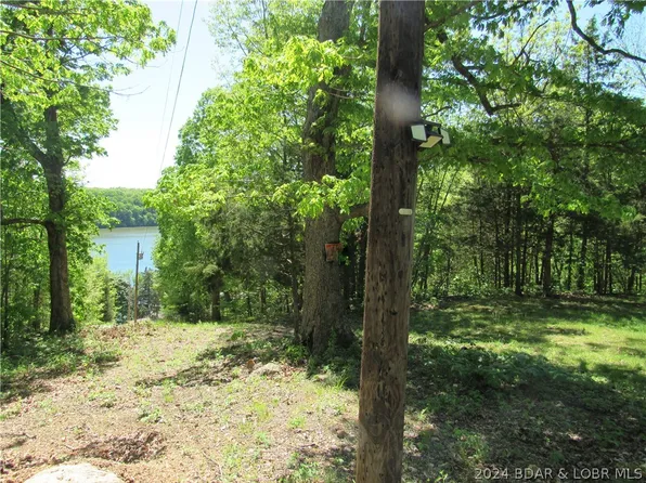 27593 Paul Rd, Barnett, MO 65011