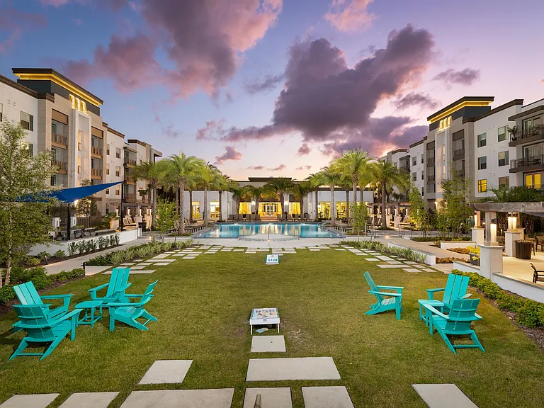 SUR Southside Quarter — Photo 10