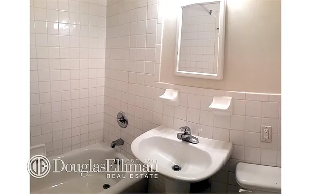 Rented by Douglas Elliman | media 20