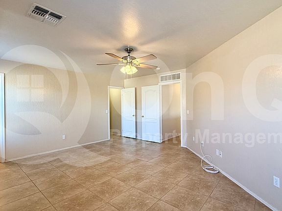 3rd image of 2914 W Silver Creek Ln