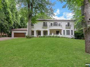 285 Arch Rd, Englewood, NJ 07631