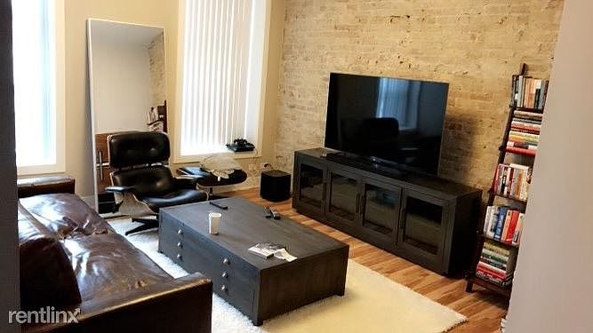 1st image of 659 W Armitage Ave APT 3N
