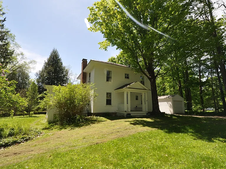 3093 Route 30 — Photo 32