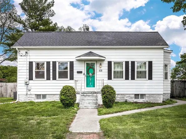 416 S Adams St, Trenton, IL 62293