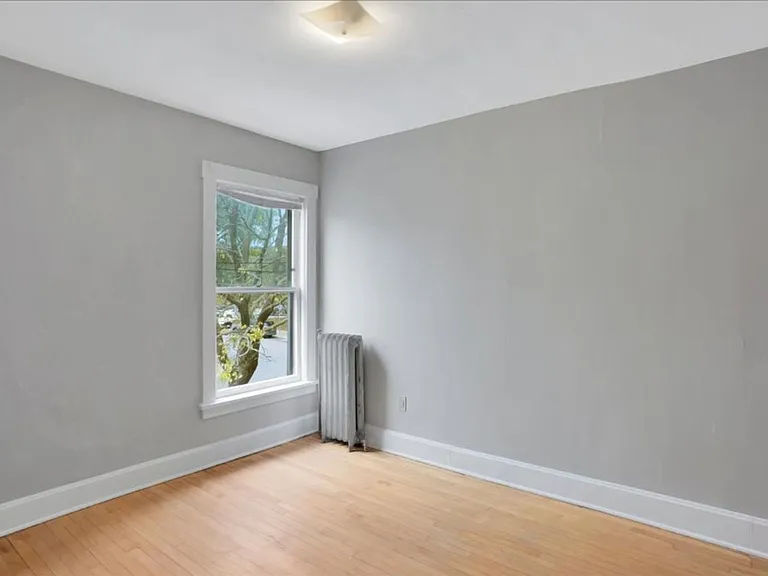 424 Smith — Photo 10