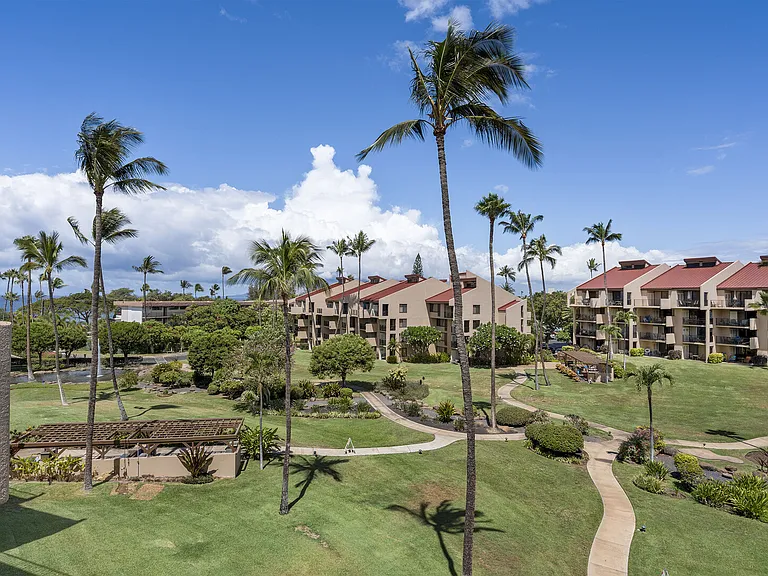 S Kihei Rd — Photo 2