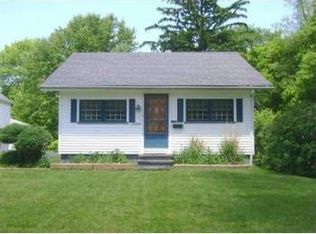 22984 Macbeth Ave, North Olmsted, OH
