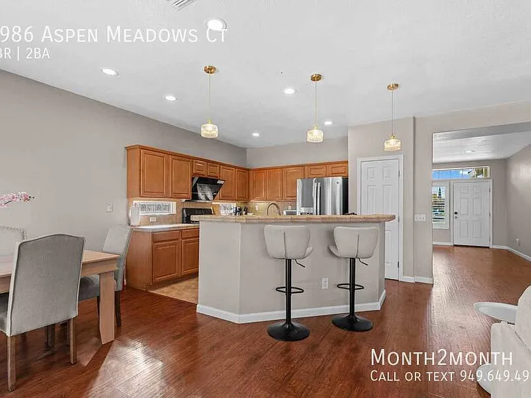 9986 Aspen Meadows Ct — Photo 7