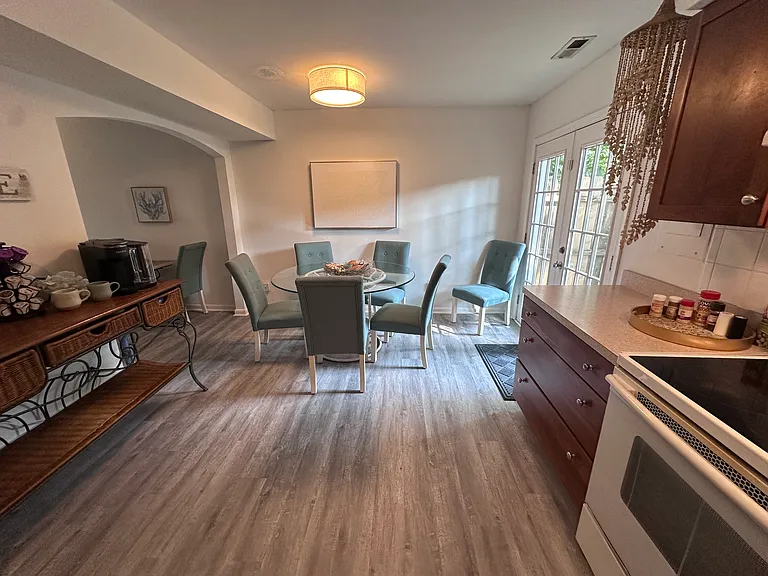 Coastaway Dr — Photo 5