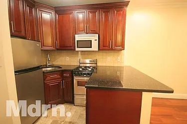 Rented by Mdrn Residential