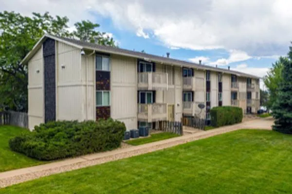 Building Photo - Glenwood Court Village