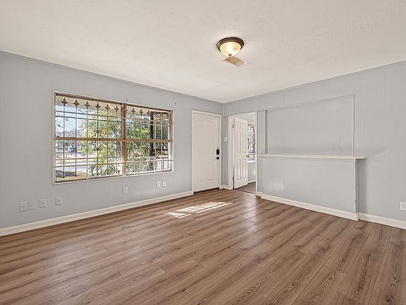 4th image of 5315 W Bellfort Ave