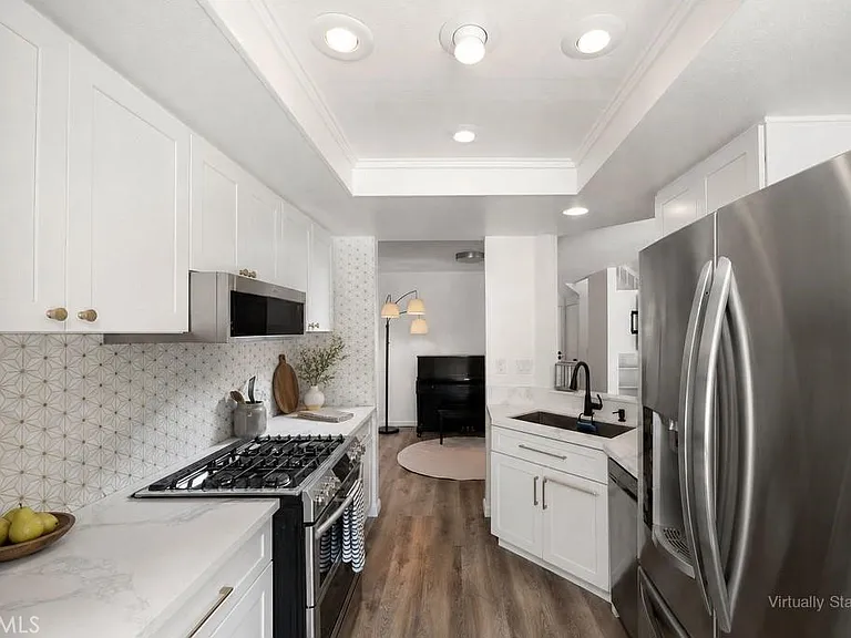 19 Vista Colinas — Photo 2