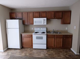 408 E Walnut St APT 3, Bloomington, IL 61701