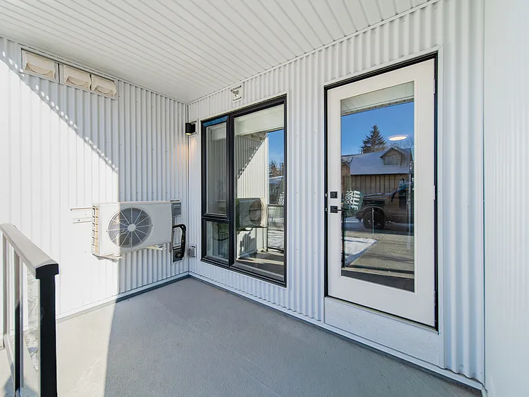 1400 27th St SW — Photo 94