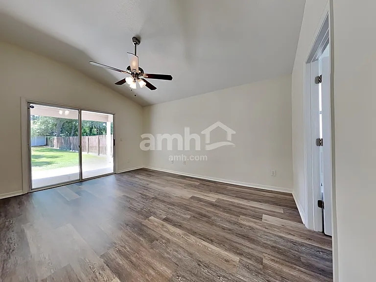 408 Corklan Ct — Photo 8
