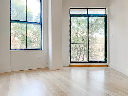 Rented by MySpaceNYC | media 21