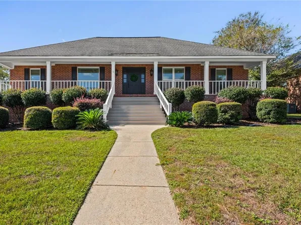 3040 Blue Bill Dr, Mobile, AL 36695