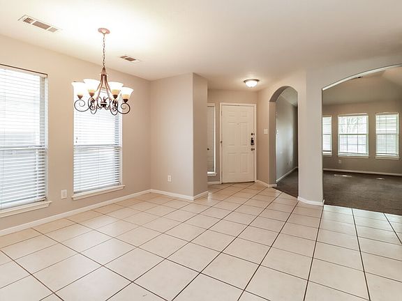 5th image of 13907 Naples Park Ln