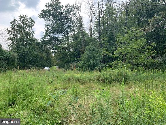 5th image of 1829 N Rockhill Rd