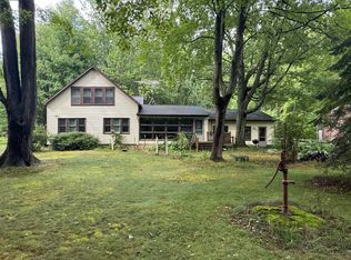 1898 Benjamin Rd, Muskegon, MI 49445