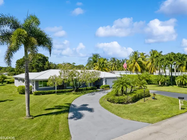 285 N Country Club Drive, Atlantis, FL 33462