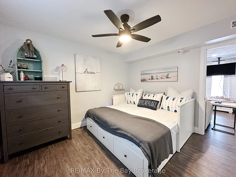339 Zoo Park Rd — Photo 5