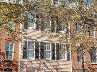 1760 Potomac Greens Dr, Alexandria, VA 22314