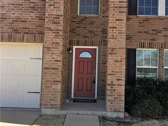 2nd image of 740 Elizabeth Dr