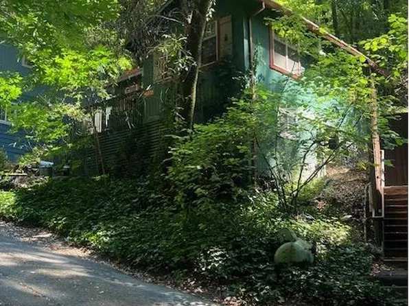 15242 Rio Nido Road, Guerneville, CA 95446