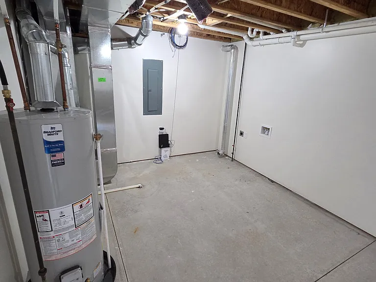 9021 Lake Michigan Dr #0 — Photo 2