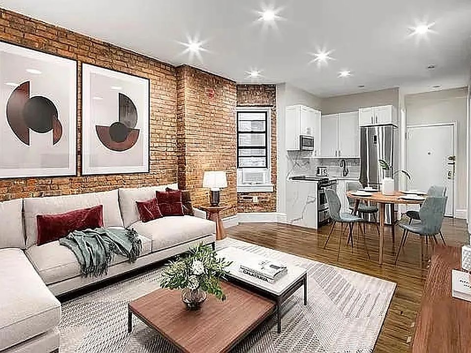 1st image of 124 W 25th St APT 4R