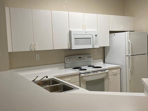 4th image of 535 Florida Club Blvd APT 101