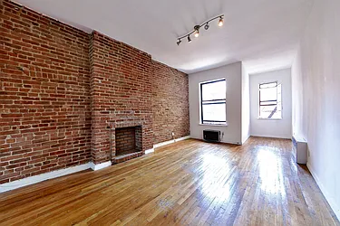 Rented by CitySites Real Estate Group