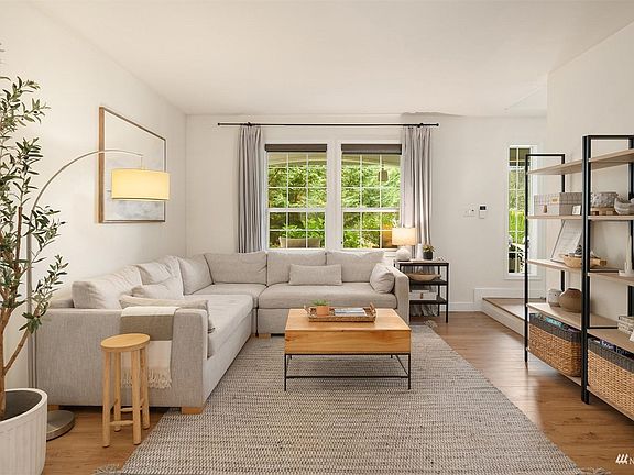 4th image of 30505 Selleck Pl
