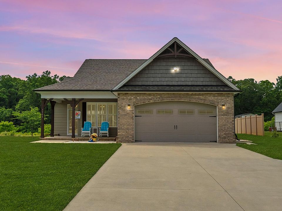 1st image of 1301 Lockewood Dr