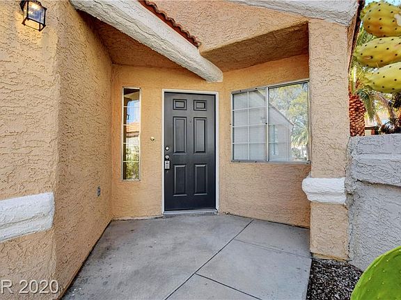 5th image of 271 Aspen Knoll Dr