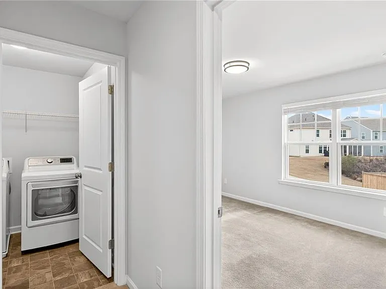 5377 Fountain Head Ln — Photo 33