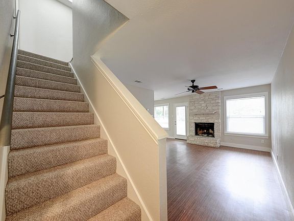 Livingroom to stairs