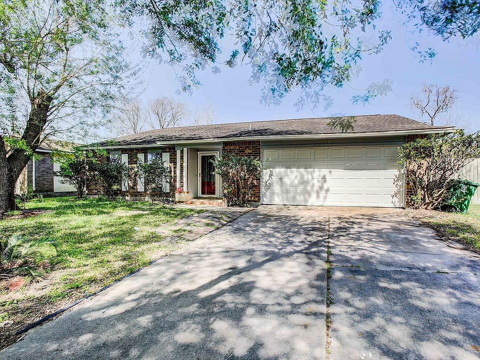 1st image of 15526 Winter Briar Dr