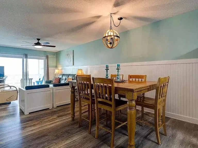504 Carolina Beach Ave S #2K — Photo 4
