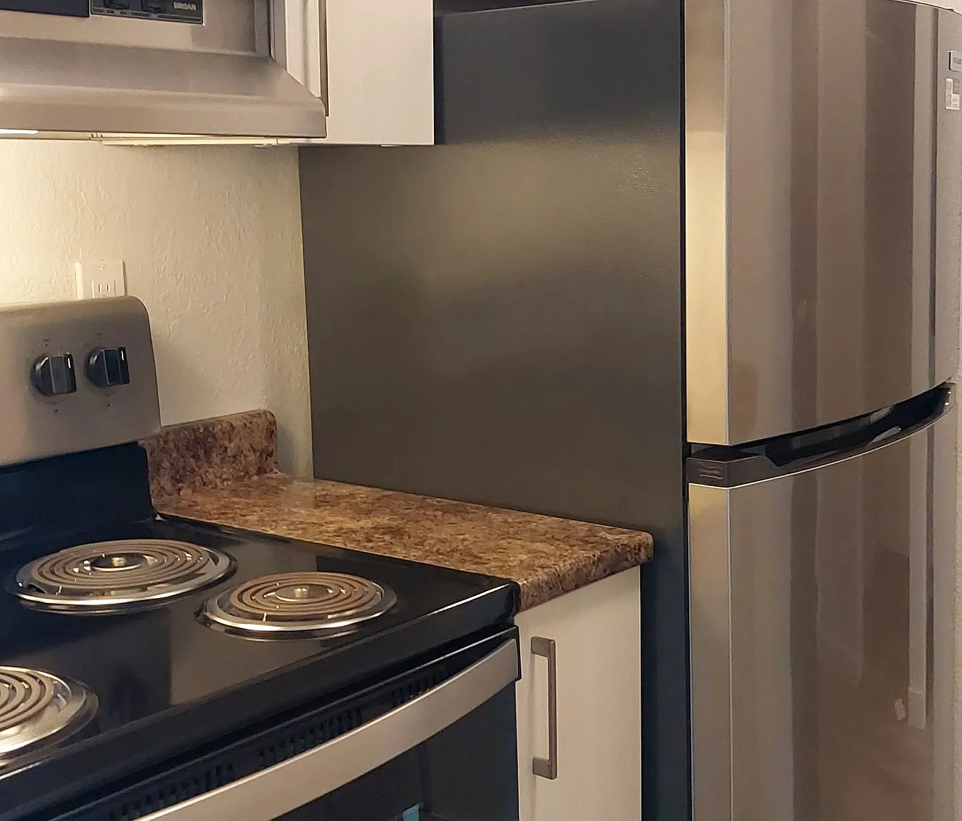 Wild Rose Apartments — Photo 1