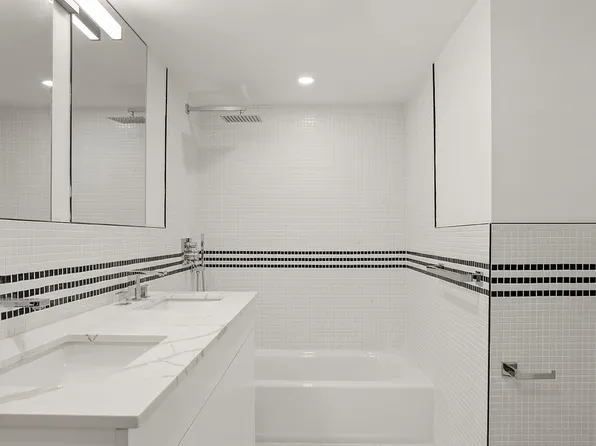 18 East 18th Street image 11 of 11